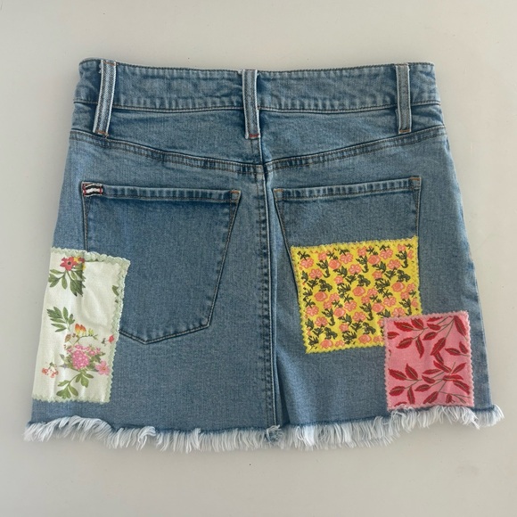 Alice Olivia Route 66 Patchwork Denim Miki Skirt - Picture 6 of 7